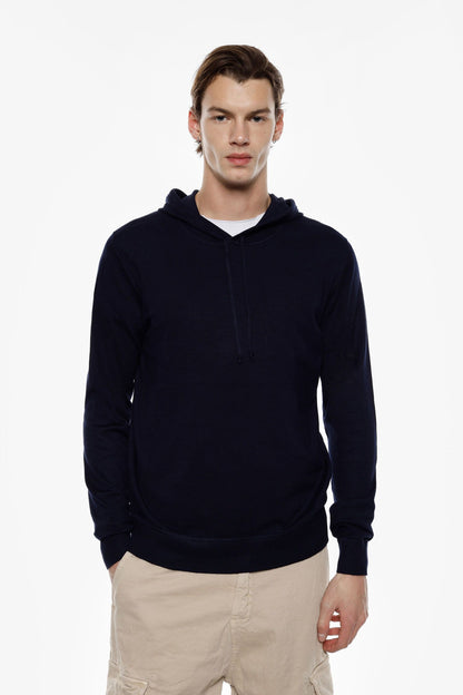 CAMISOLA DE MALHA COM CAPUZ