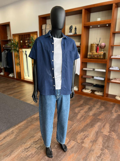 CAMISA COM BOLSO