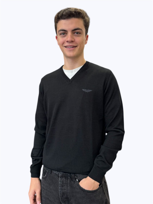 MALHA COM DECOTE EM V